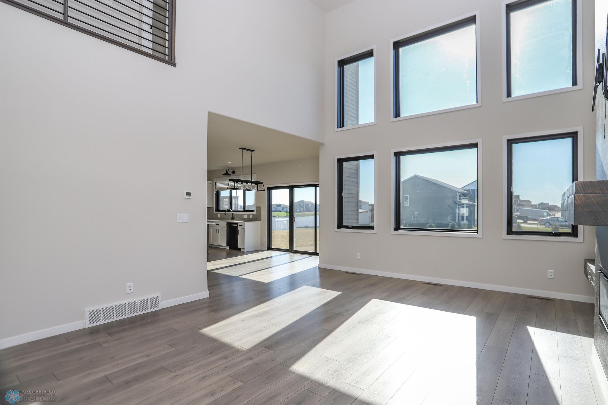 Living Room 2.jpg