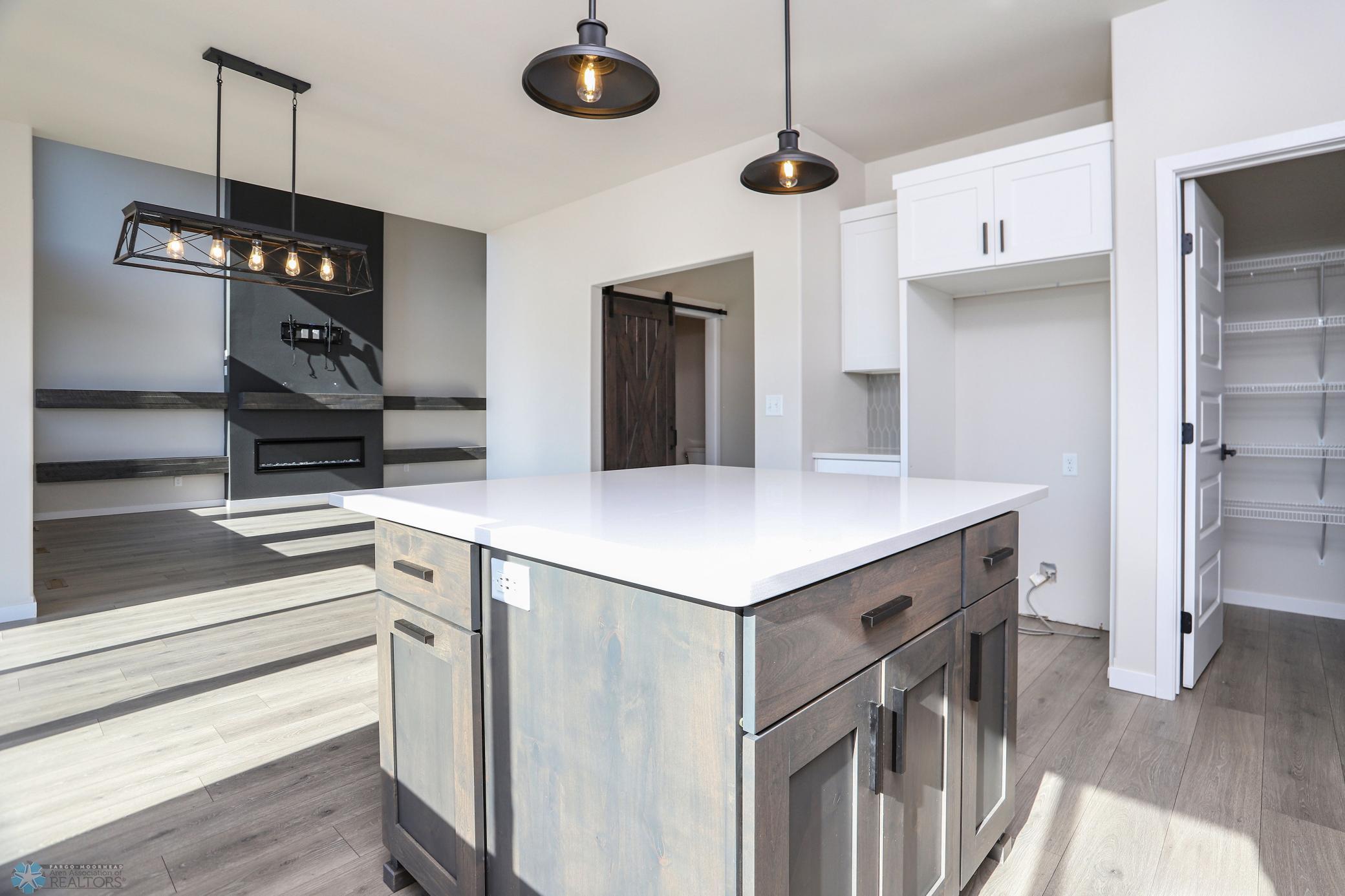 Kitchen 3.jpg