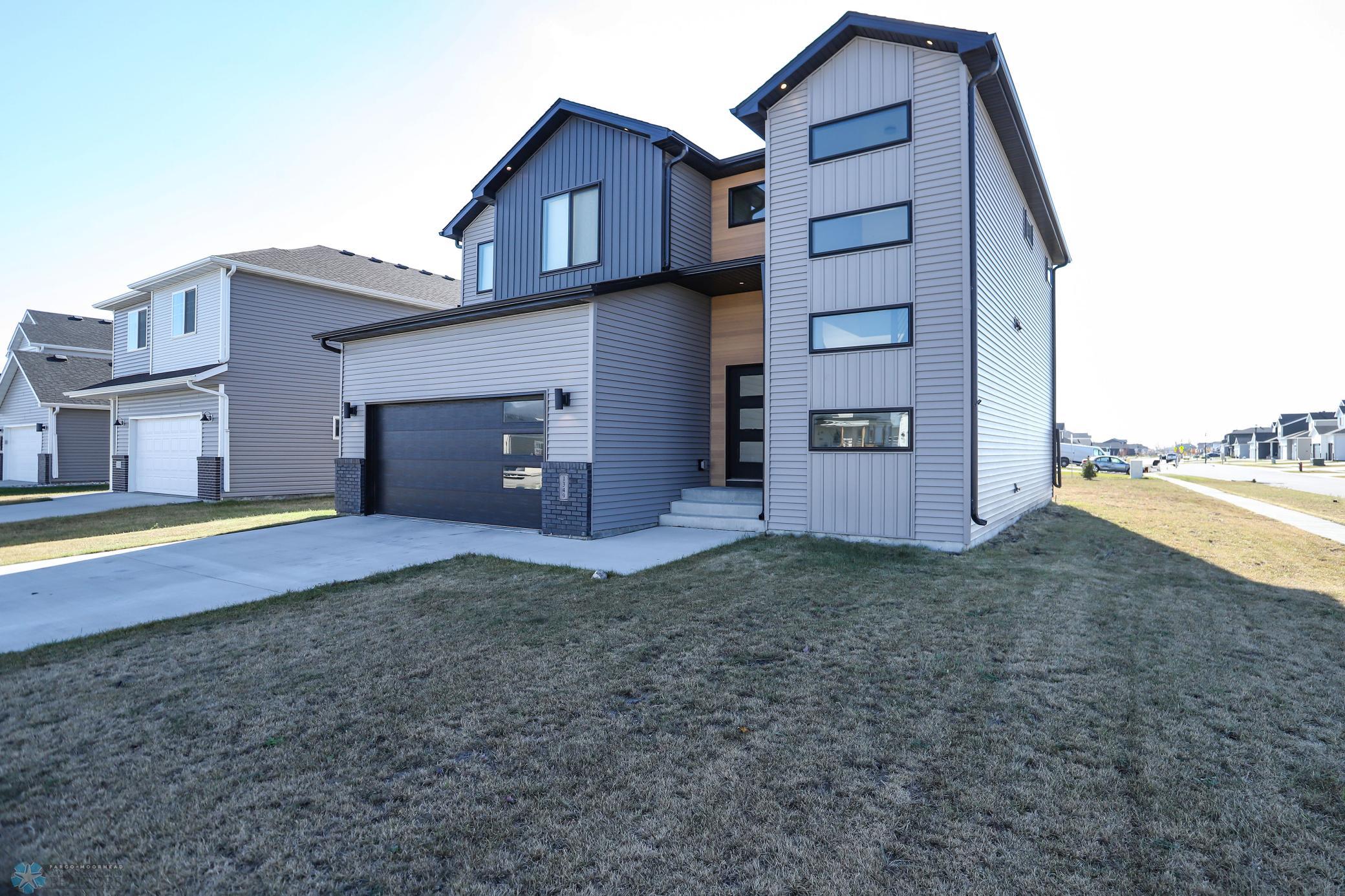 Front Of Home 2.jpg