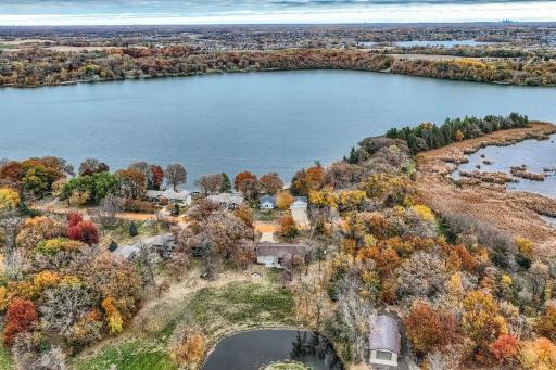 9655 Lakewood Circle, Chaska, MN 55318