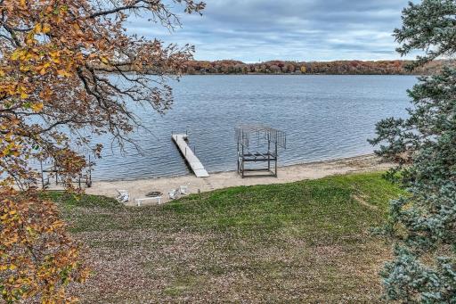9655 Lakewood Circle, Chaska, MN 55318
