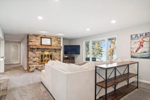 9655 Lakewood Circle, Chaska, MN 55318
