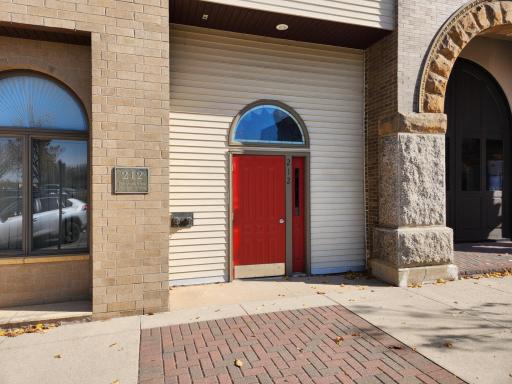 212 N Broadway Avenue, B4, Albert Lea, MN 56007