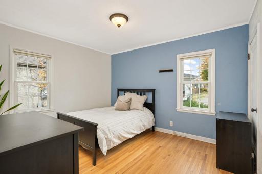 2nd bedroom on the main level features a nice size closet.