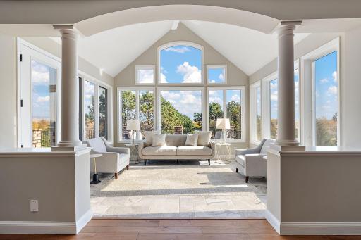 3721 Fairway Point, Woodbury, MN 55125
