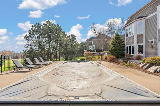 3721 Fairway Point, Woodbury, MN 55125