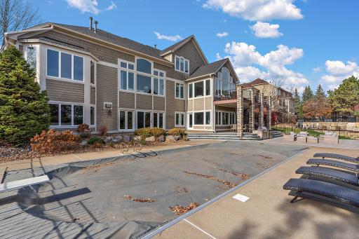 3721 Fairway Point, Woodbury, MN 55125