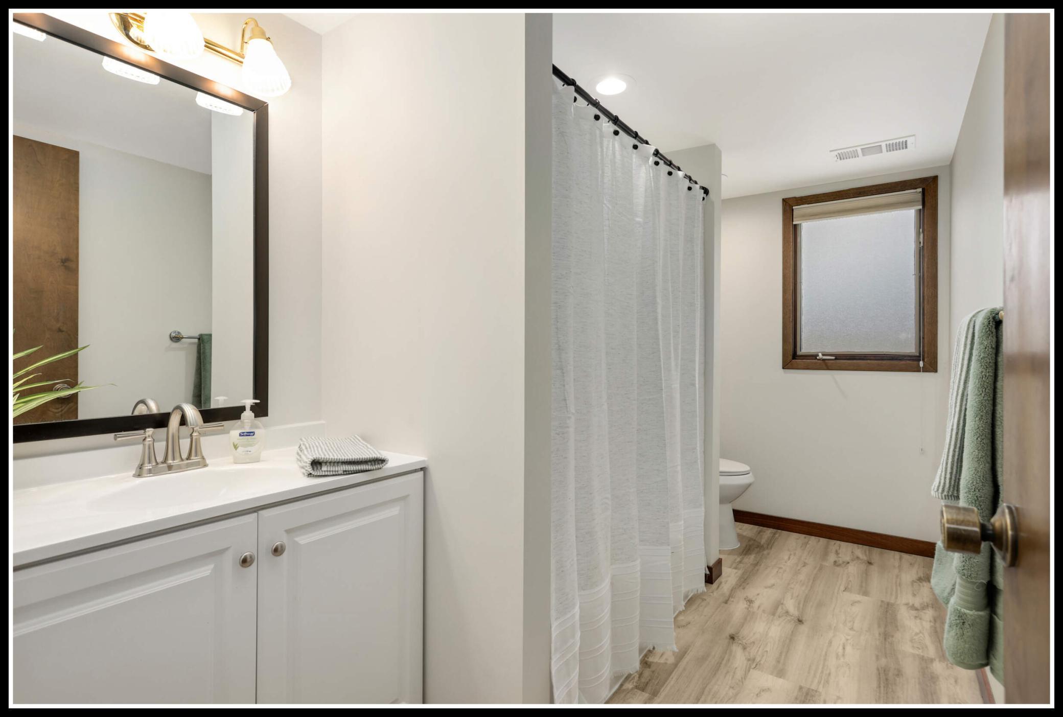 Full bathroom on the lower level