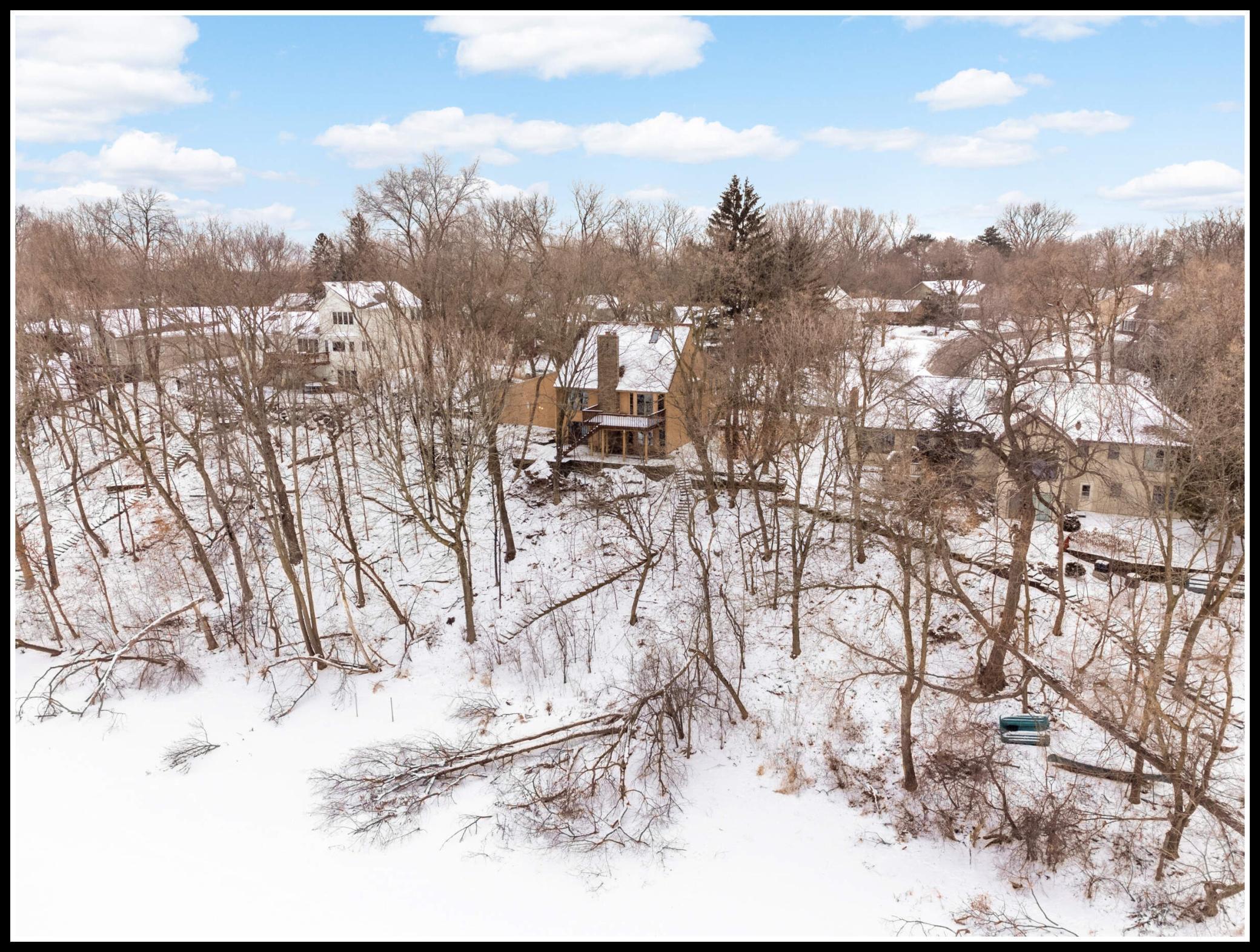 120 feet of lakeshore on the highly sought-after Hadley Lake