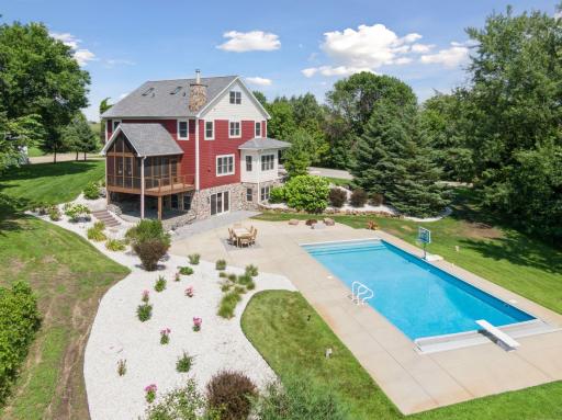 A resort in itself, with unmatched quality throughout, you'll enjoy every inch of this country estate. Come bask in the beauty while relaxing in luxury.