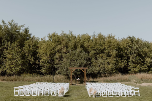 The farm is a wonderful venue for weddings and large get togethers! Over the years the Sellers have hosted several large family venues!