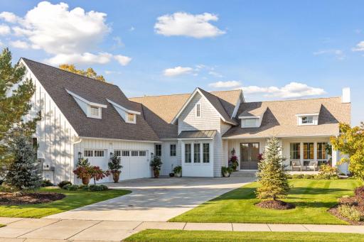 9810 Sky Lane, Eden Prairie, MN 55347
