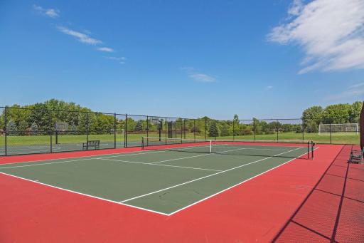 9810 Sky Lane, Eden Prairie, MN 55347