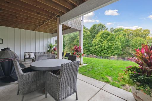 9810 Sky Lane, Eden Prairie, MN 55347