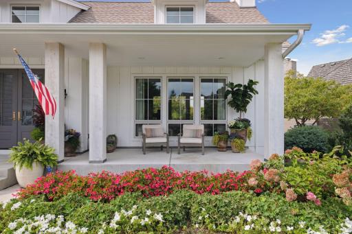 9810 Sky Lane, Eden Prairie, MN 55347