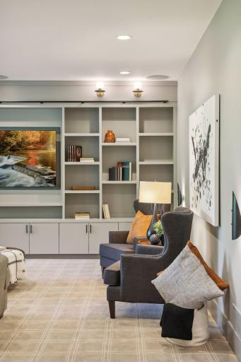 9810 Sky Lane, Eden Prairie, MN 55347