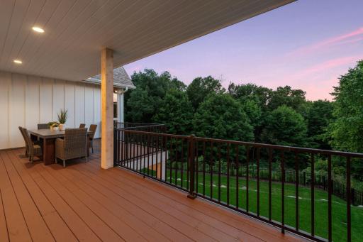 9810 Sky Lane, Eden Prairie, MN 55347