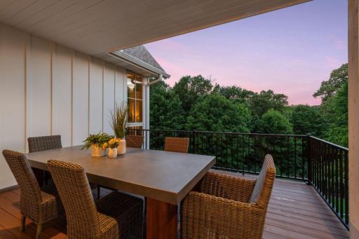 9810 Sky Lane, Eden Prairie, MN 55347