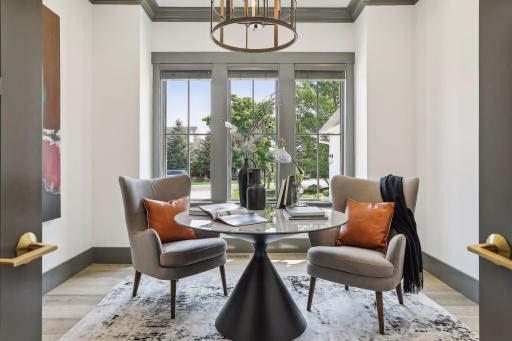 9810 Sky Lane, Eden Prairie, MN 55347