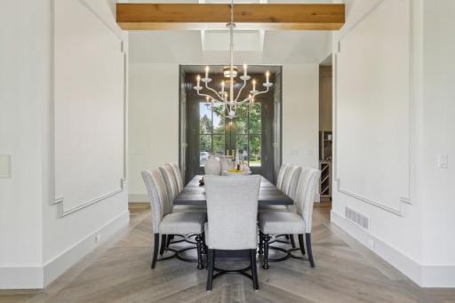 9810 Sky Lane, Eden Prairie, MN 55347