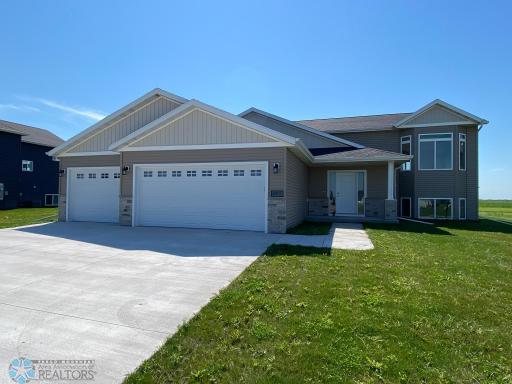 1312 Southview Drive SW, Glyndon, MN 56547