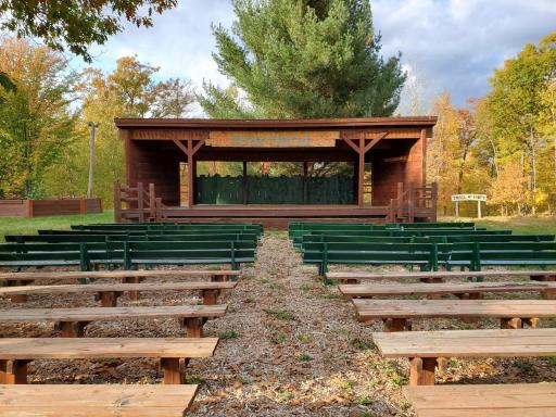 Amphitheater (2).jpg