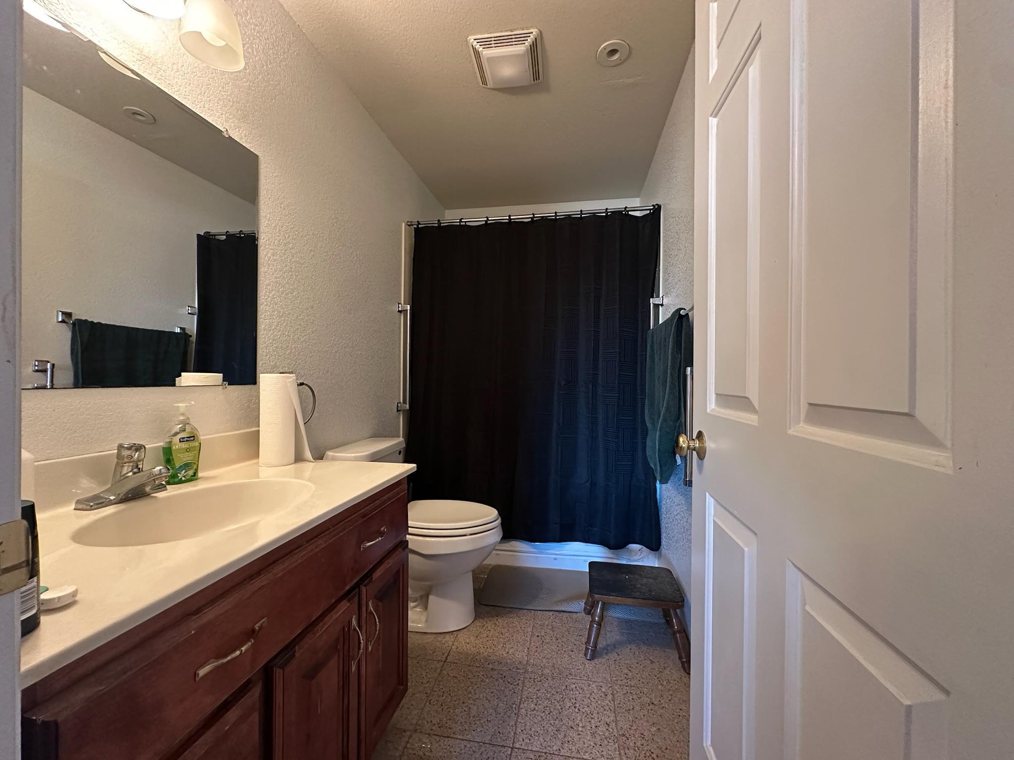 Unit 2B Primary Bath