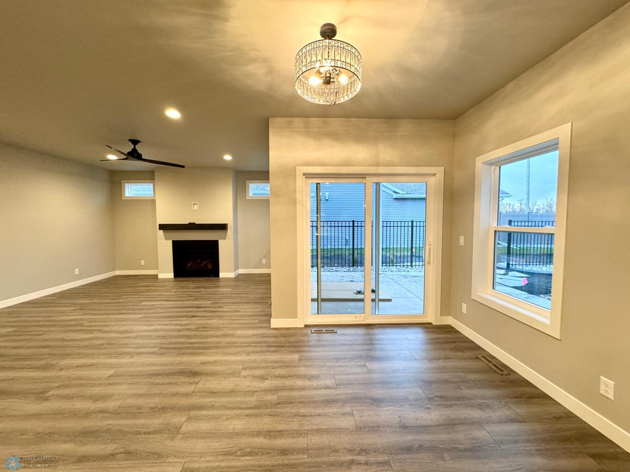 Living Room/Dining Room