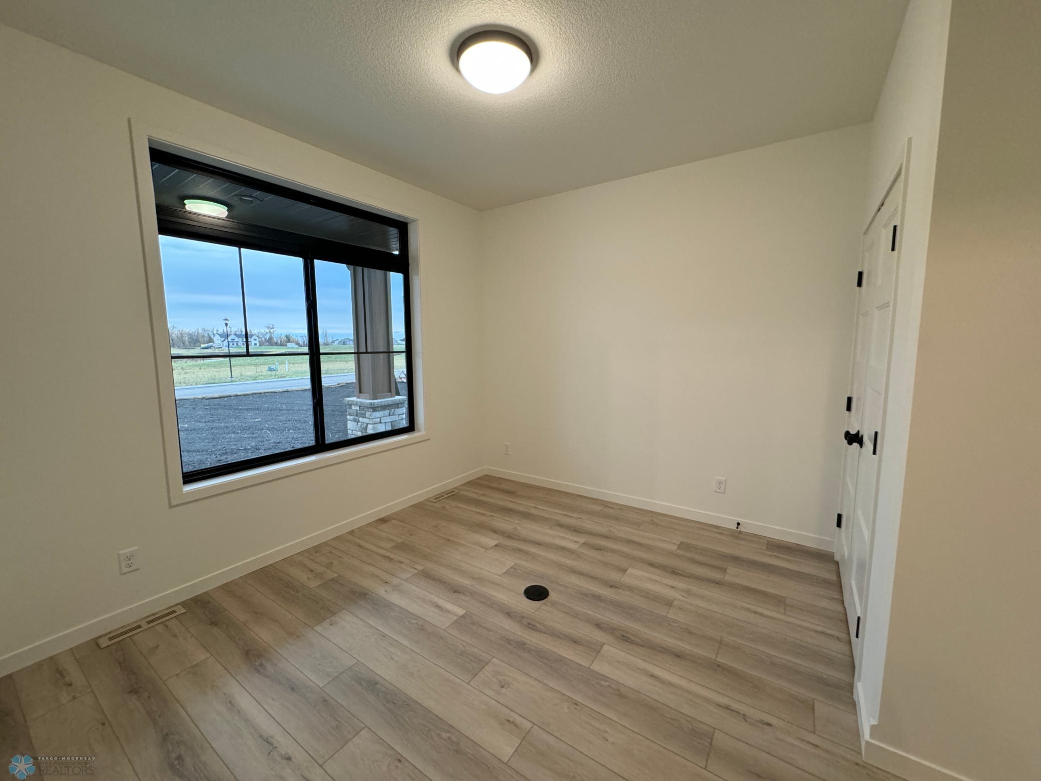 Office/Flex Room