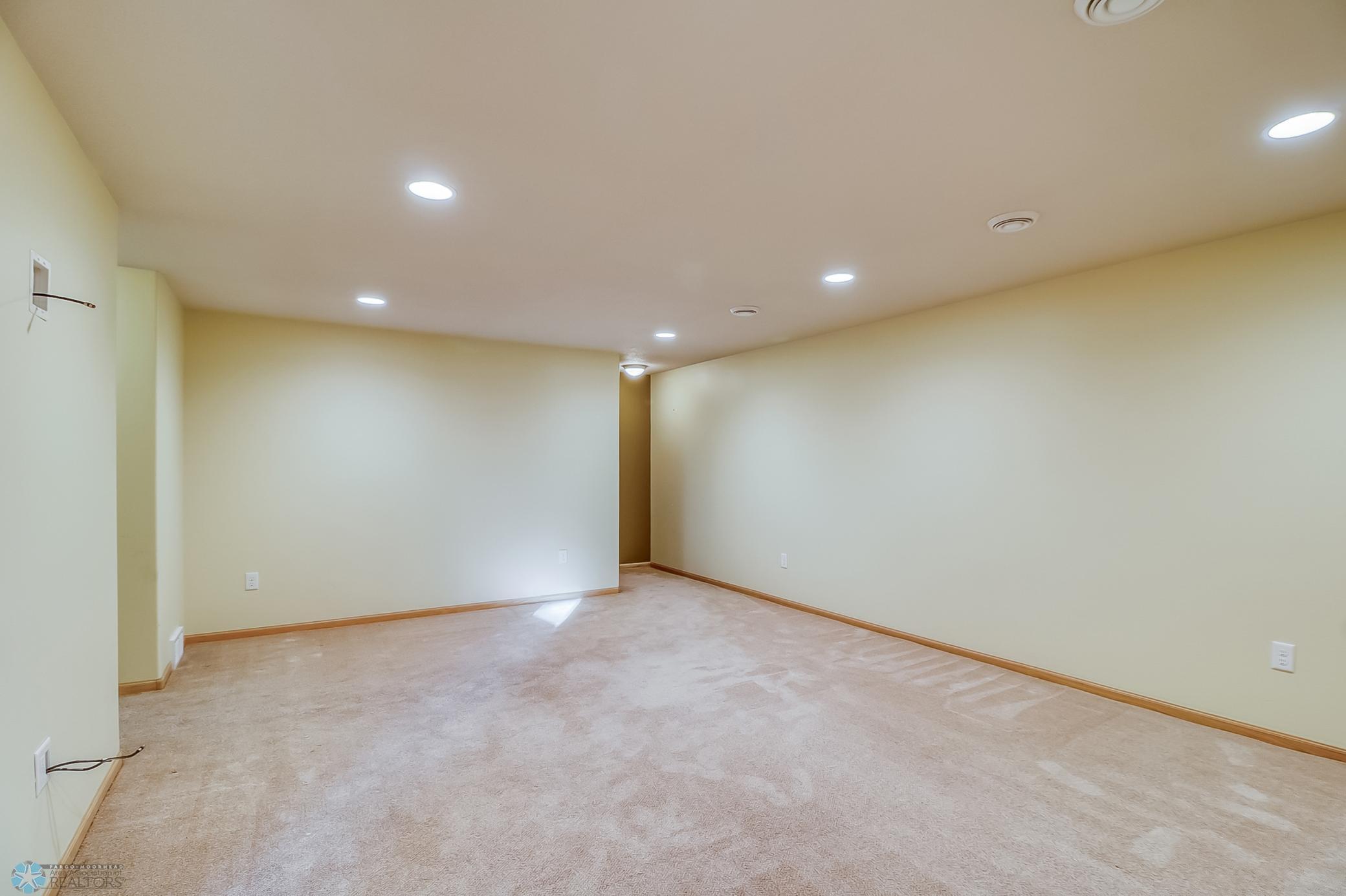 Basement1_3 (1).jpg