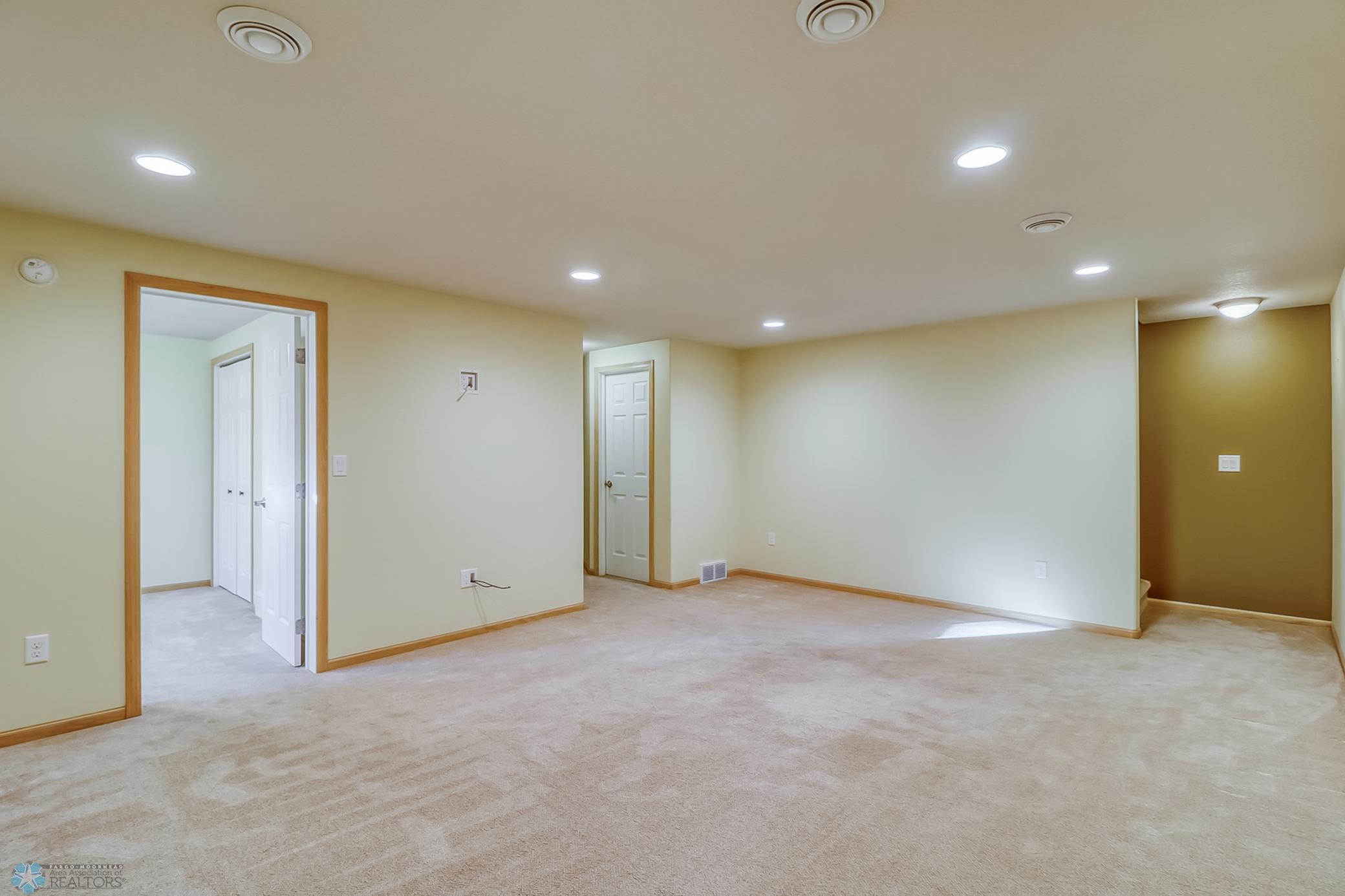Basement1_1 (1).jpg