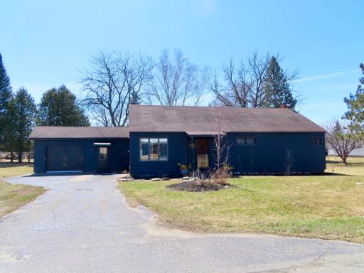 30 NE 3rd Street, Cohasset, MN 55721
