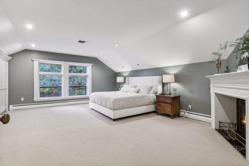 4714 Baycliffe Drive, Excelsior, MN 55331