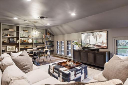 4714 Baycliffe Drive, Excelsior, MN 55331