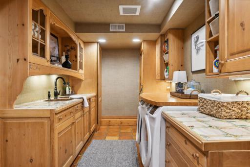 4714 Baycliffe Drive, Excelsior, MN 55331