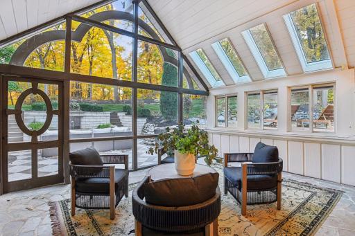4714 Baycliffe Drive, Excelsior, MN 55331