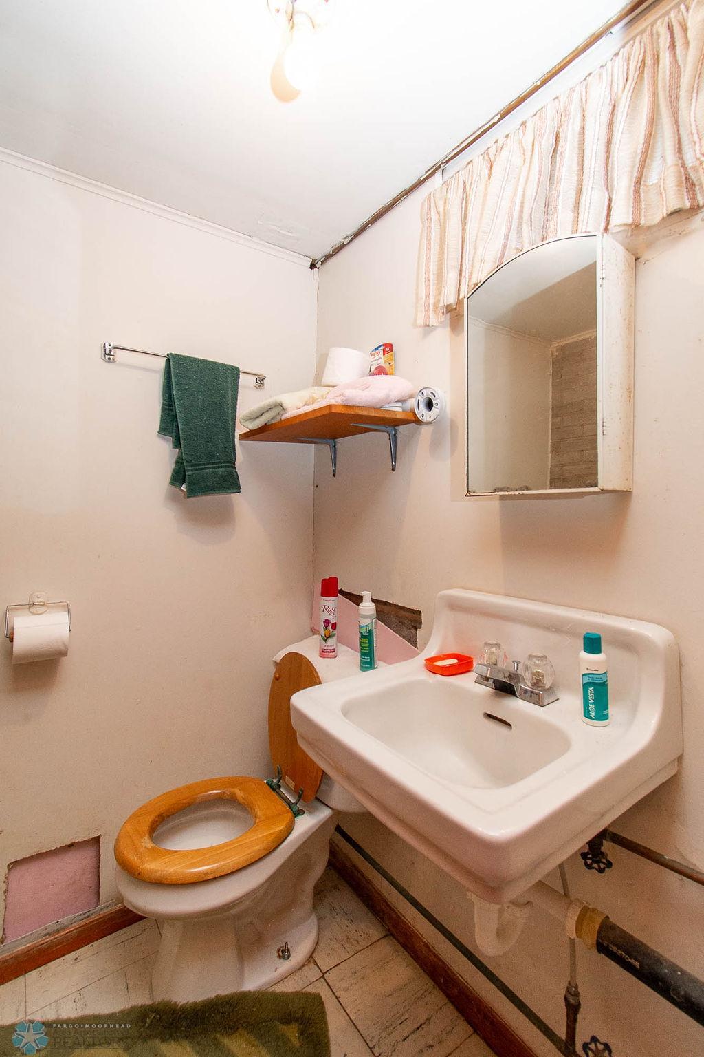 Bathroom 2