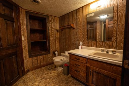 2024-07-10 Turtle Lake Property House Photos-28.jpg