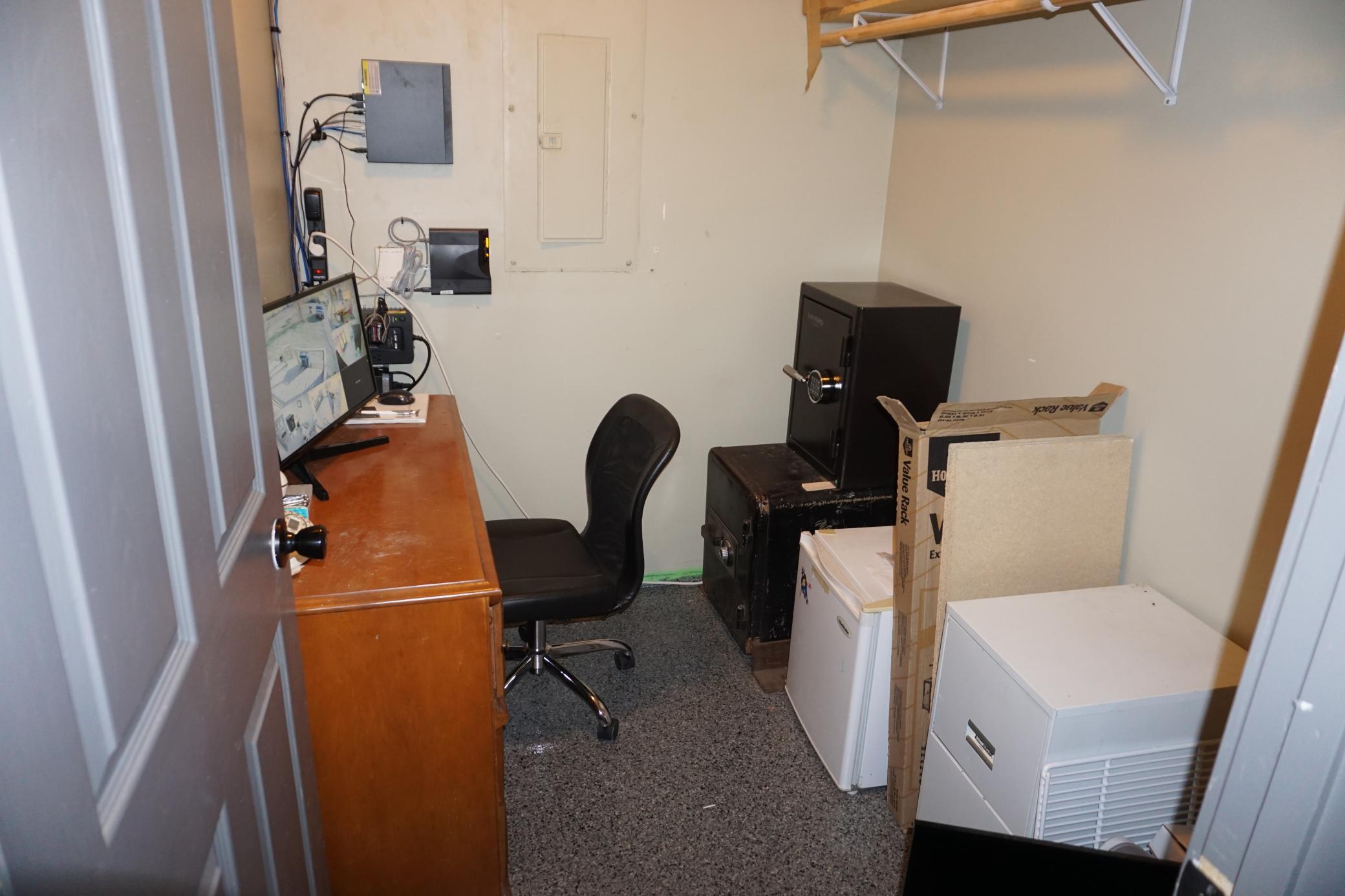 Office.JPG