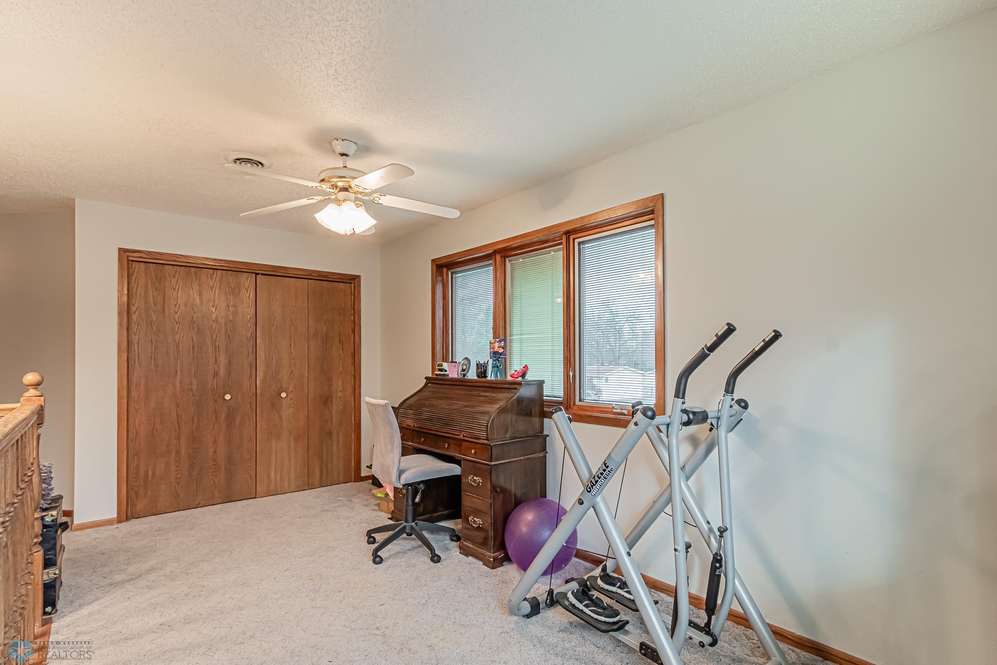 627 7th ave W, West Fargo, ND-23.jpg