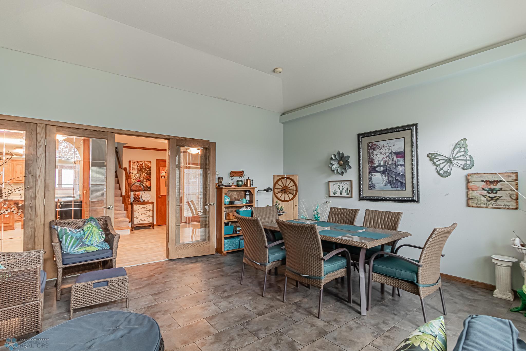 627 7th ave W, West Fargo, ND-22.jpg