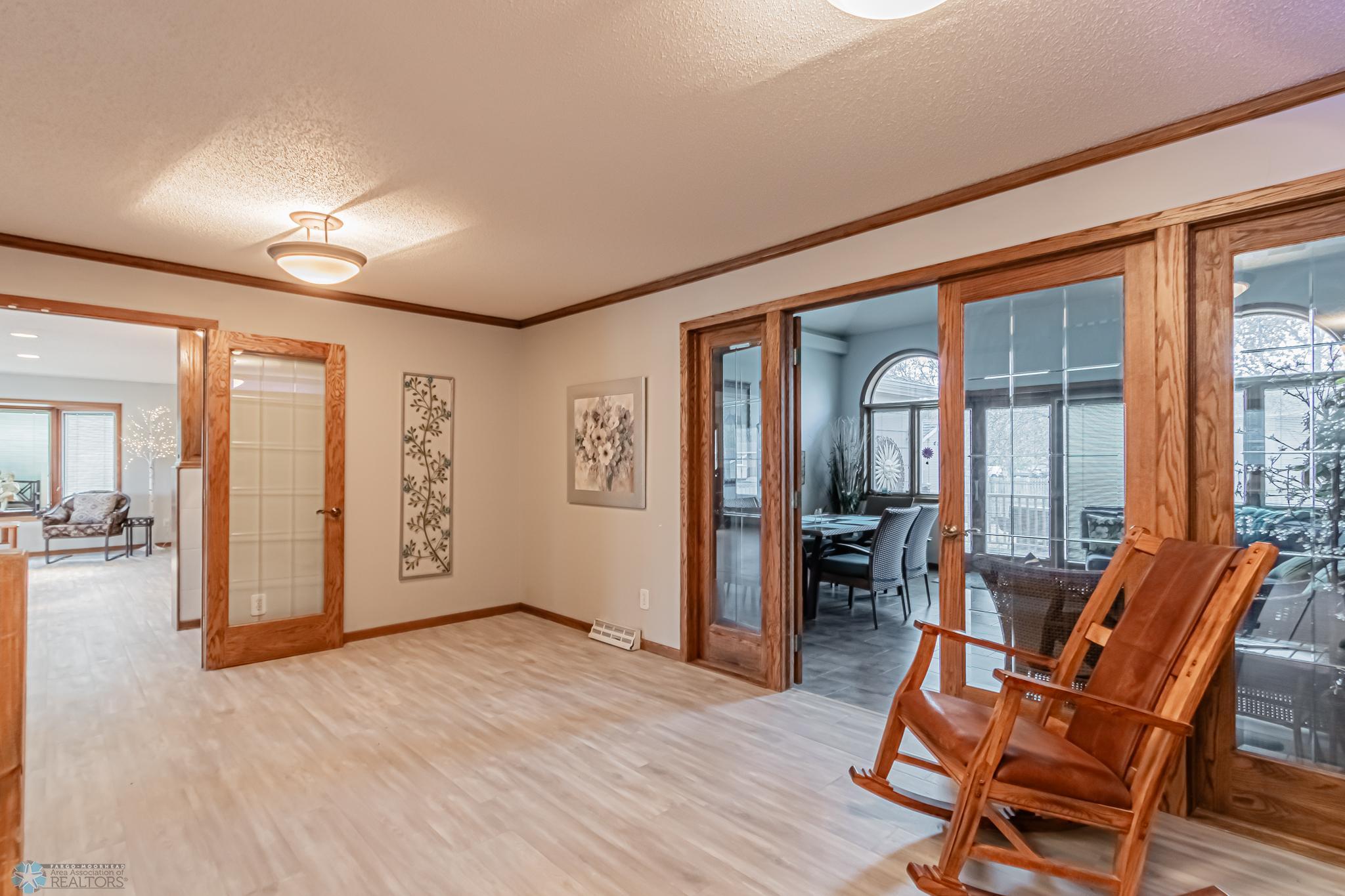 627 7th ave W, West Fargo, ND-18.jpg