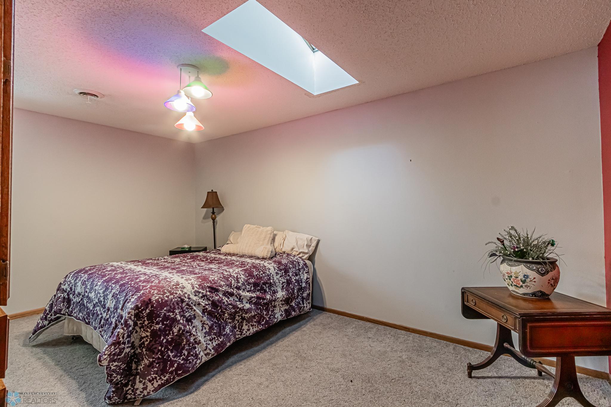 627 7th ave W, West Fargo, ND-25.jpg