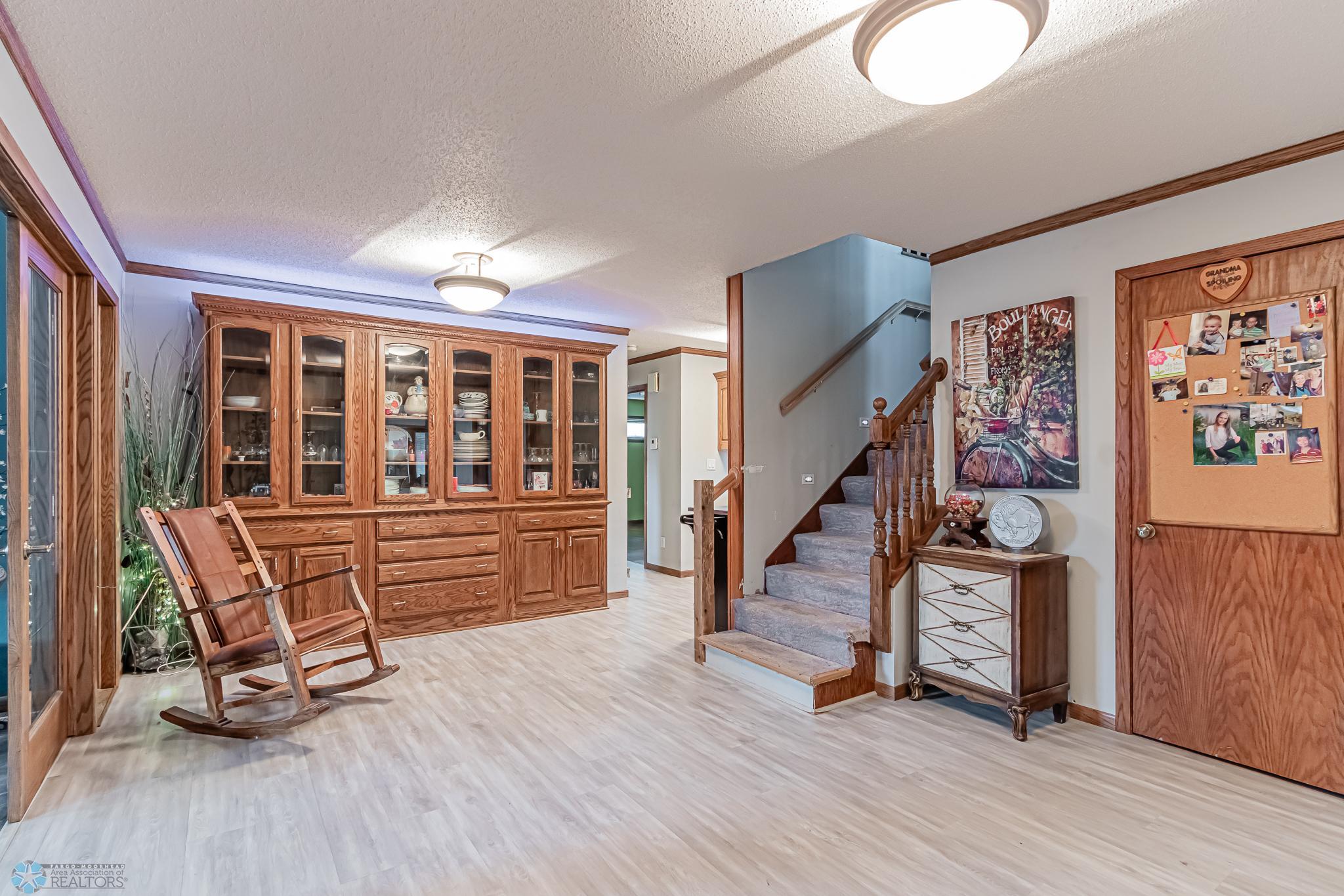 627 7th ave W, West Fargo, ND-19.jpg