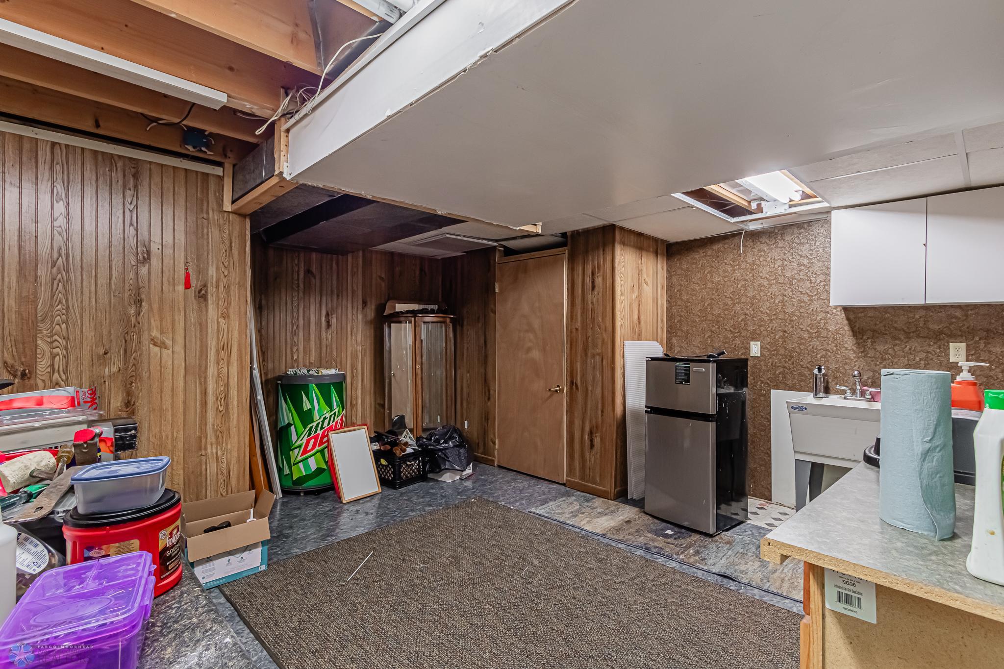 627 7th ave W, West Fargo, ND-41.jpg