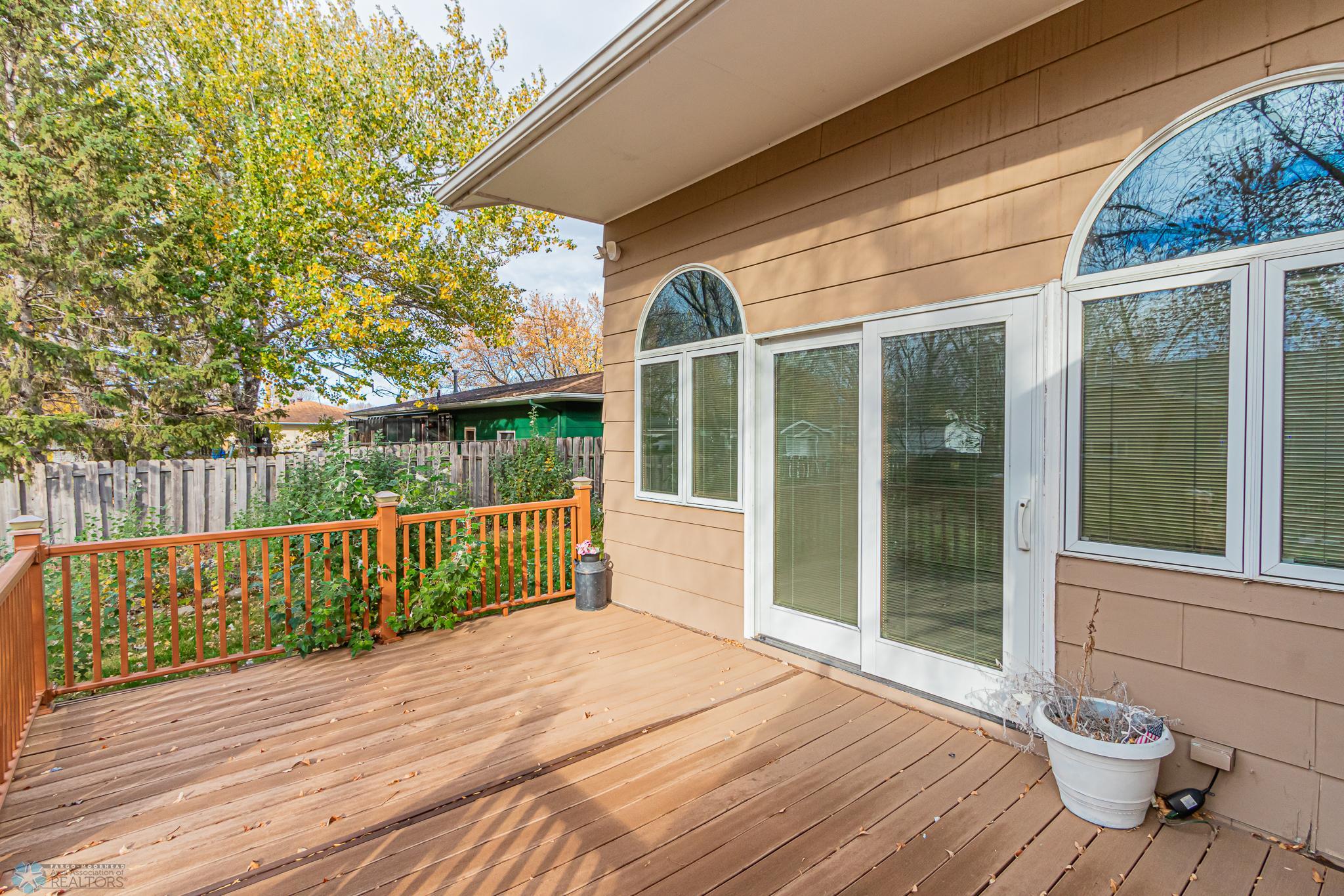 627 7th ave W, West Fargo, ND-49.jpg