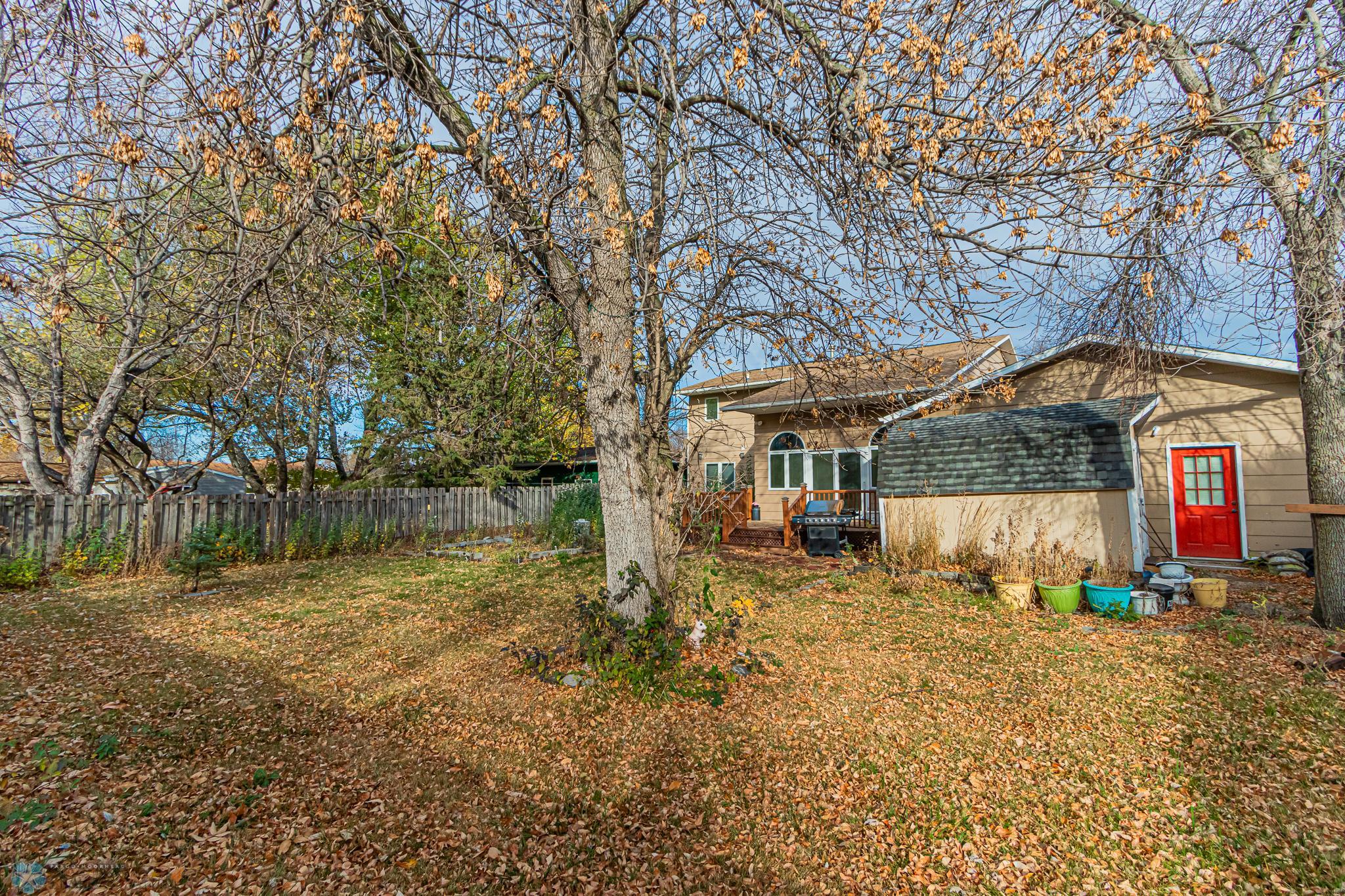 627 7th ave W, West Fargo, ND-50.jpg