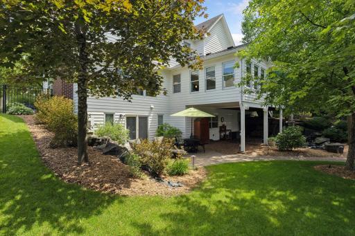 2345 Field Stone Drive, Saint Paul, MN 55120