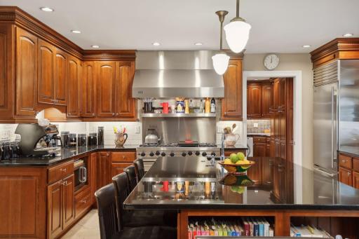 2345 Field Stone Drive, Saint Paul, MN 55120