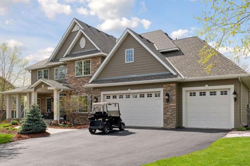 Hop in the golf cart to head to the course, Oak 19 or nearby neighborhoods for the ultimate resort style living.